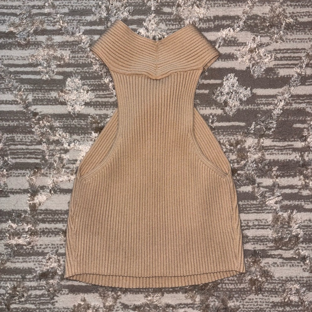 Elegant Tan Sleeveless Knit Dress